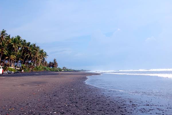 Turis dari Prancis  Meninggal di Pantai  Pasut Bali