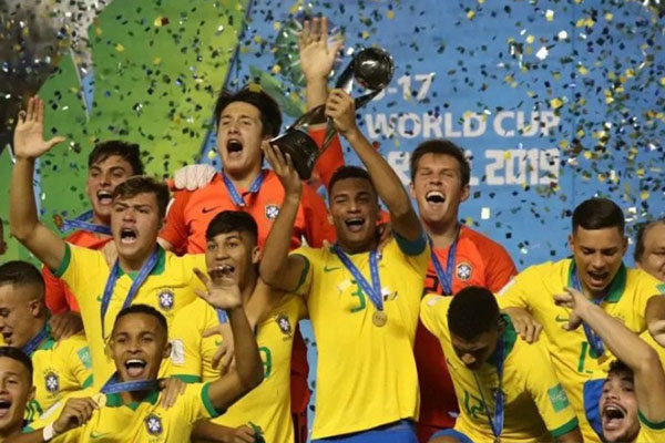 Brasil juara Piala Dunia U-17 2019 - Reuters/Sergio Moraes