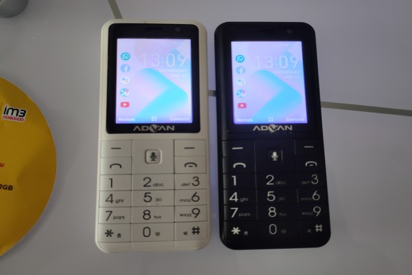 Gandeng Advan, Indosat Luncurkan 4G Smart Feature Phone