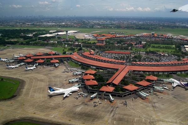 Bandara Soekarno Hatta - wikipedia.org