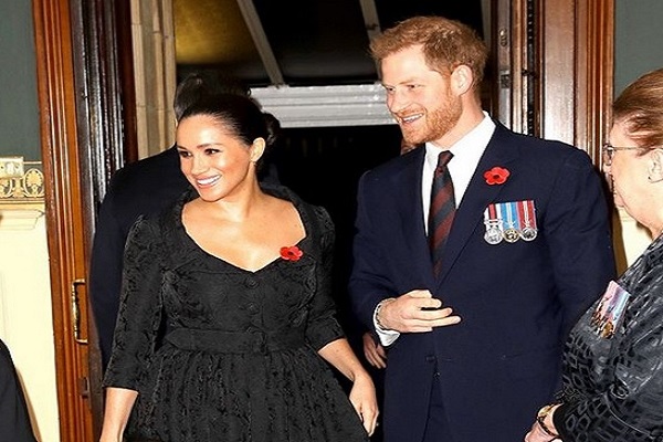 The Duke and Duchess of Sussex bergabung dengan para veteran dan keluarganya pada acara the 91st Field of Remembrance di Westminster Abbey, Inggris untuk menghargai jasa para pahlawan yang telah berjuang untuk Inggris. - Instagram @ sussexroyal