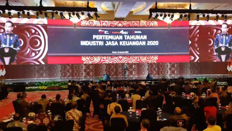 Presiden Joko Widodo memberikan arahan dalam Pertemuan Tahunan Industri Jasa Keuangan 2020 di Jakarta, Kamis (16/1/2020) - Bisnis/Amanda K. Wardhani