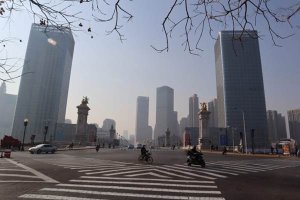 Suasana Kota Tianjing pada Kamis (23/1/2020) atau empat hari sebelum penutupan bagi kendaraan luar provinsi terkait wabah virus corona. - ANTARA/M. Irfan Ilmie