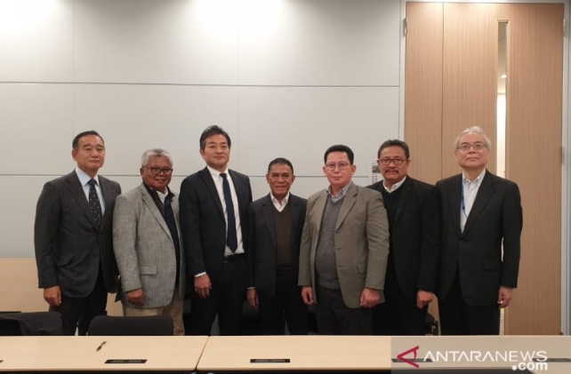 Universitas Islam Syekh Yusuf (UNIS) Tangerang menjalin kerja sama dengan Hitowa Group dan Indonesian Japan Bussiness Forum. - Antara