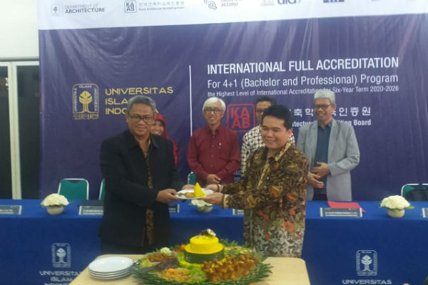 Teknik Arsitektur Uii Berstandar Internasional Susul Itb Ui Ugm Kabar24 Bisnis Com