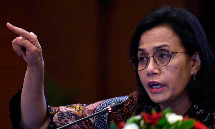 Menteri Keuangan Sri Mulyani menyampaikan realisasi Anggaran Pendapatan dan Belanja Negara (APBN) 2020 di Jakarta, Rabu (19/2/2020). Menkeu mengatakan pemerintah akan mewaspadai ancaman pelemahan ekonomi gara-gara wabah corona di China demi mengejar target asumsi dasar ekonomi makro di APBN 2020. FOTO ANTARA - Puspa Perwitasar