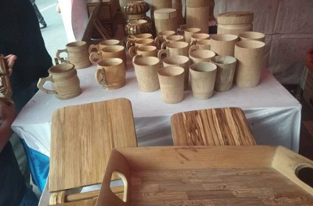  Kerajinan  Bambu  di  Pedalaman Lebak Butuh Pemasaran