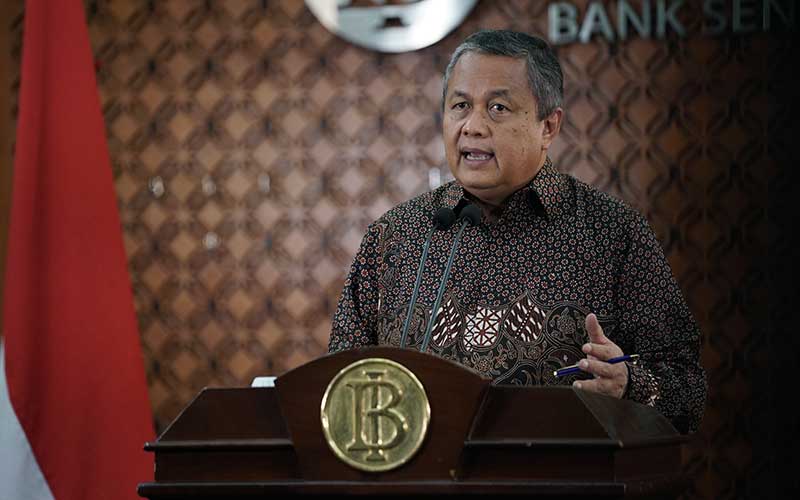 Gubernur Bank Indonesia Perry Warjiyo memberikan keterangan saat konfrensi pers melalui streaming di Jakarta, Selasa (31/3 - 3030). Dok. Bank Indonesia