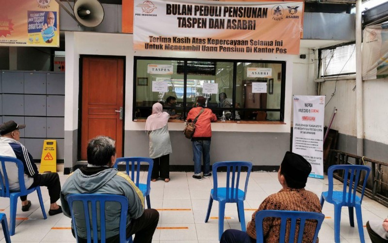 Pembayaran Gaji Pensiun Pos Indonesia Terapkan Protokol Kesehatan