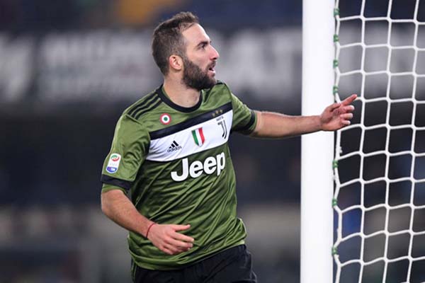 Striker Juventus Gonzalo Higuain/Reuters - Alberto Lingria