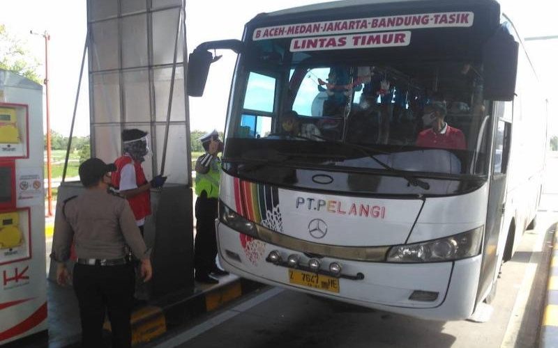 Nekat, Bus AKAP Asal Medan Bawa Penumpang Mau Mudik ke Jawa
