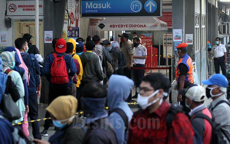 Mengurai Masalah Transportasi Publik Saat New Normal Ekonomi Bisnis Com