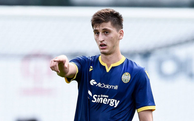 Rp516 Miliar Juventus Boyong Bek Timnas Albania Dari Verona Bola Bisnis Com