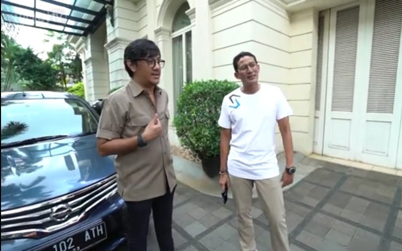 Andre Taulany Tawarkan Mobil  Mewah  ke Sandiaga  Uno  