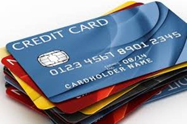 Perhatian! Mulai Hari Ini Transaksi Kartu Kredit Wajib Pakai PIN