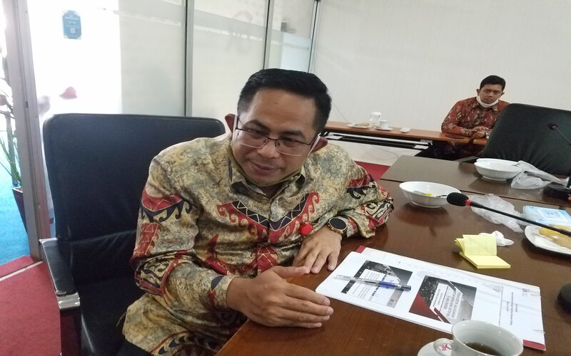 Kepala OJK Malang Sugiarto Kasmuri di kantornya, Rabu (8/7/2020). - Bisnis/Choirul Anam