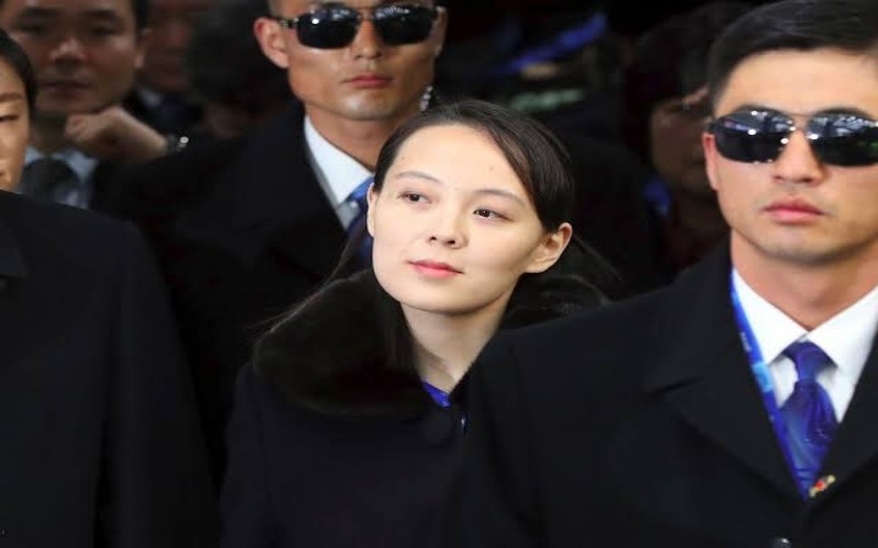 Kim Yo-jong, adik kandung Kim Jong-un didampingi pengawal - istimewa
