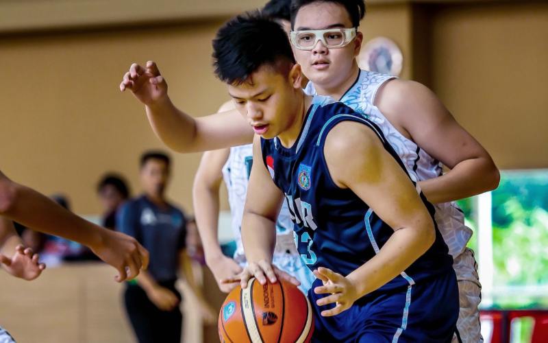 Remaja Indonesia, Claudius Teo saat beraksi membela wilayah Asia Pasifik dalam Jr. NBA Global Championship 2020 yang diadakan secara virtual. - istimewa