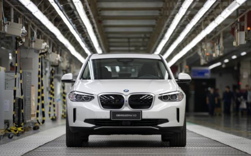  Mobil  Listrik  BMW iX3 Diproduksi di  China Kapan Masuk 