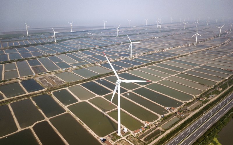 Pembangkit listrik tenaga angin di China -  Bloomberg