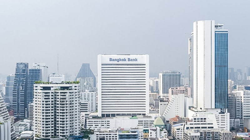 Kantor pusat Bangkok Bank di Bangkok, Thailand. - bangkokbank.com