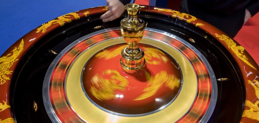 Simulasi permainan roulette di Global Gaming Expo Asia di Makau, China, Selasa (21/5/2020). - Bloomberg/Paul Yeung\\r\\n