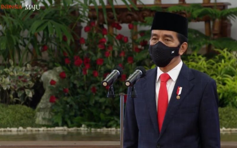 Presiden Joko Widodo memimpin upcara penganugerahan gelar Pahlawan Nasional Tahun 2020 di Istana Negara, Jakarta pada Selasa, 10 November 2020 / Youtube Setpres
