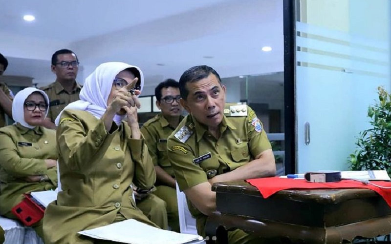 Wali Kota Cimahi Ajay Muhammad Priatna (kanan) - Istimewa