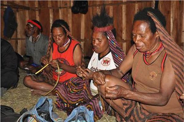Filosofi Noken Papua: Pemersatu Papua, Pemersatu Indonesia ...