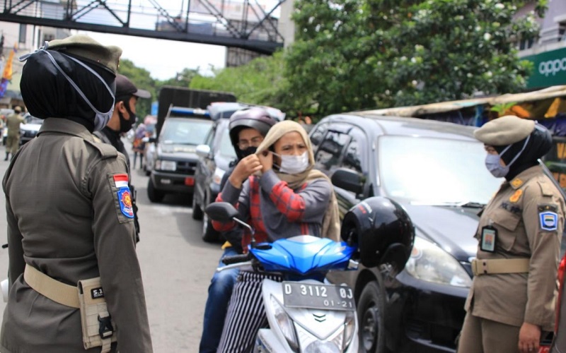 Operasi Sepekan Satpol Pp Jaring 524 Pelanggar Prokes Di Kota Bandung