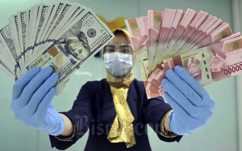 Kurs Jual Beli Dolar As Di Bank Mandiri Dan Bni 19 Januari 2021 Finansial Bisnis 