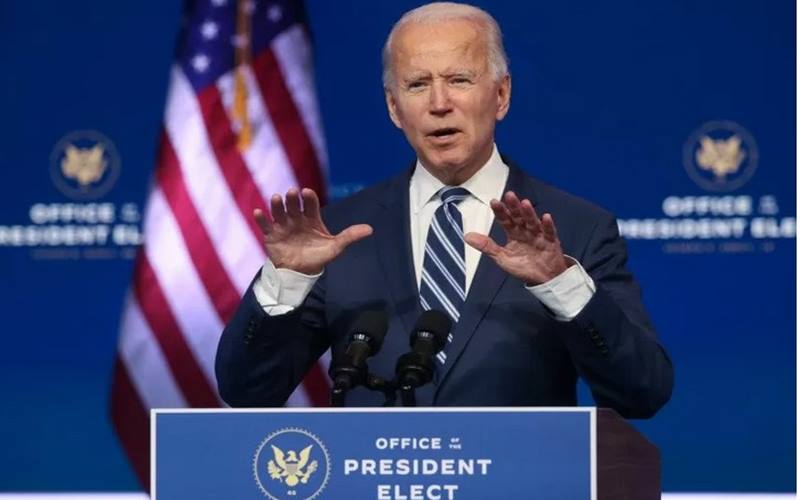 Presiden terpilih Amerika Serikat Joe Biden membahas UU Perlindungan kesehatan Affordable Care Act (Obamacare) dalam jumpa pers di Wilmington, Delaware, AS, 10 November 2020. - Antara/Reuters\r\n