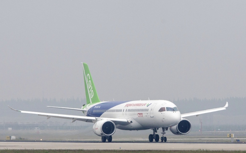 Pabrikan Pesawat China ini Digadang-gadang jadi Saingan Boeing dan Airbus