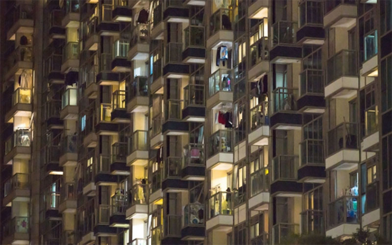 Residensial vertikal di Hong Kong.  -  Bloomberg