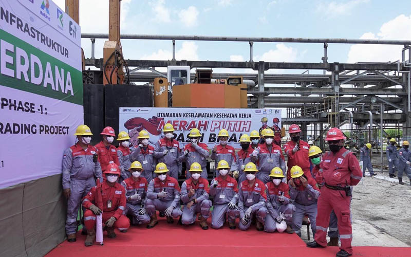 Pelaksanaan proyek milik PT Pertamina (Persero) itu ditandai dengan groundbreaking ceremony di lokasi Proyek Pertamina RU Balongan VI, Indramayu, Jawa Barat, Senin (22/2/2021). - Istimewa