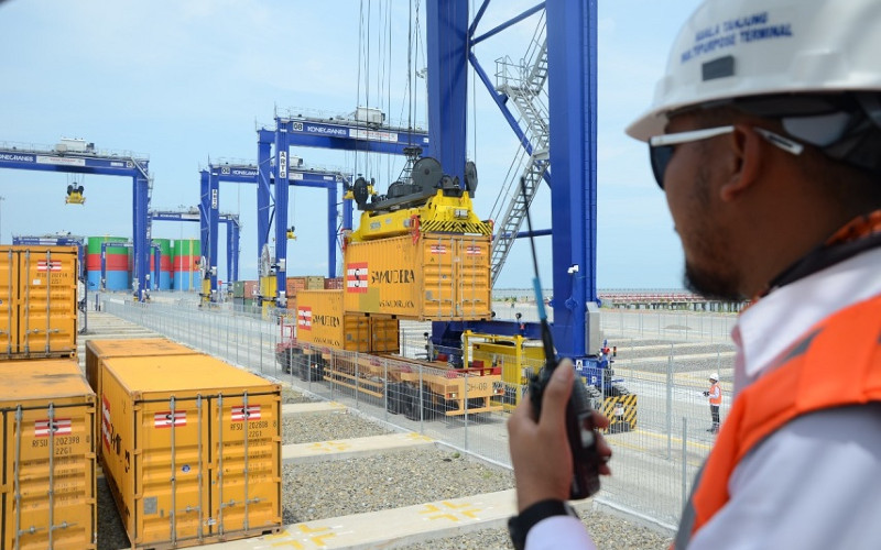 Tekan Biaya Logistik, Indonesia Bidik Jadi Hub Logistik Global