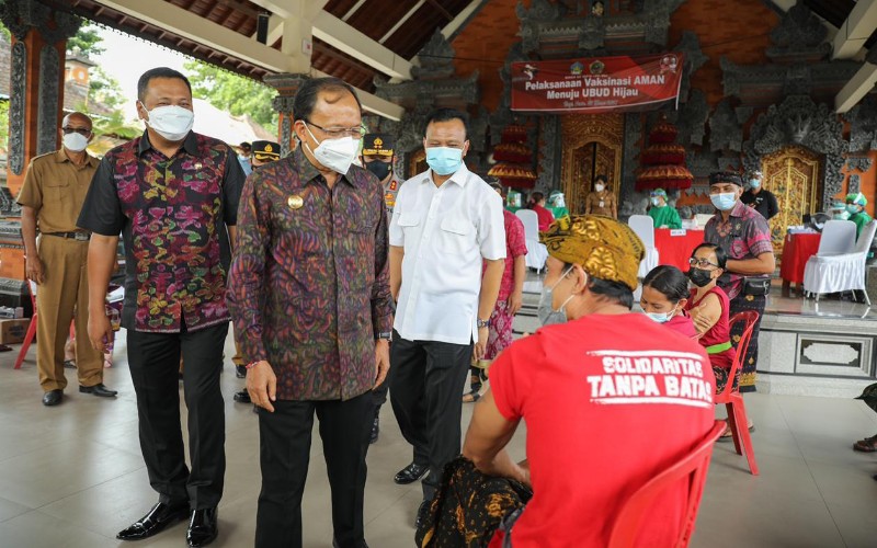 Vaksinasi Massal Di Ubud Pakai Sistem Banjar