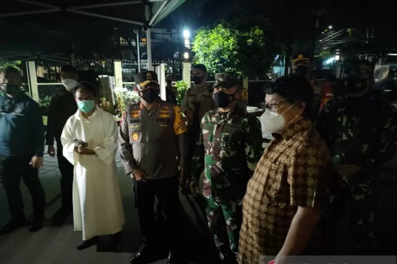 Kapolda Metro-Pangdam Jaya Cek Pengamanan Gereja Theresia
