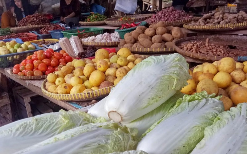 Jelang Puasa Harga Bawang Merah Dan Ayam Broiler Di Subang Merangkak Naik