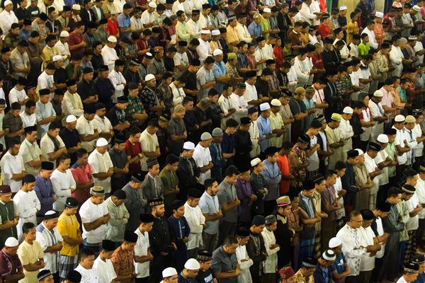 Lafal Niat Salat Tarawih Di Rumah Berjamaah Ataupun Sendirian Kabar24 Bisnis Com