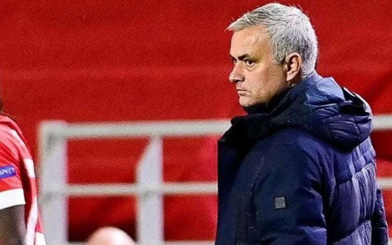 Tottenham Hotspur Pecat Pelatih Jose Mourinho - Bola ...