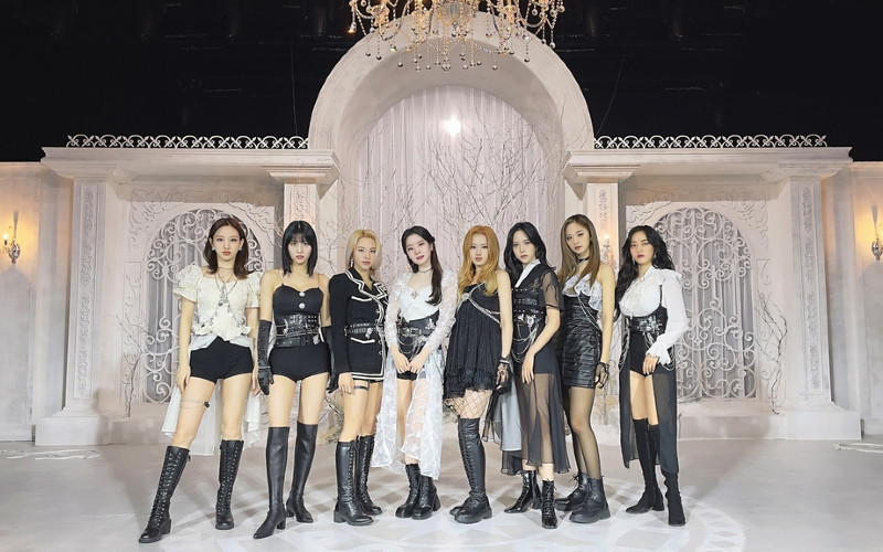 Twice Tampil di The Kelly Clarkson Show Pekan Depan ...