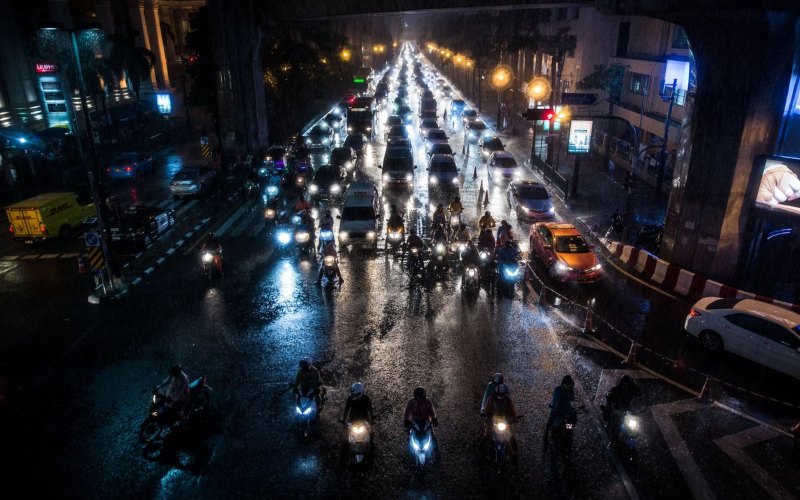 Salah satu persimpangan jalan di Bangkok, Thailand. Berdasarkan laporan WHO, Thailand merupakan negara dengan tingkat kecelakaan per kapita tertinggi di Asia. - Bloomberg