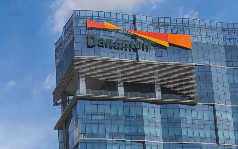 Gedung Bank Danamon - dokumen perusahaan