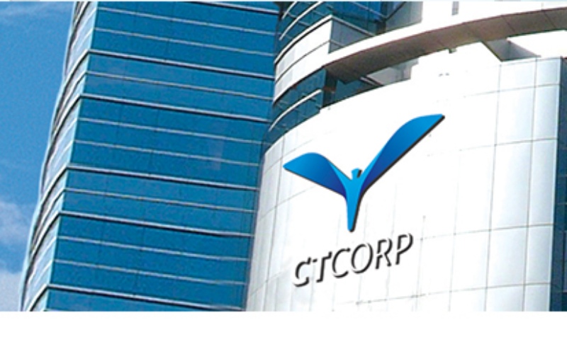 Logo CT Corpora di salah satu sudut Menara Bank Mega, Jakarta Selatan. - CTCorp
