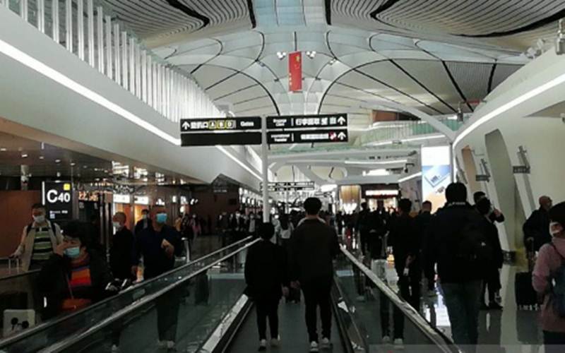 Penularan Covid Varian Baru, Guangzhou Batalkan Ratusan Penerbangan