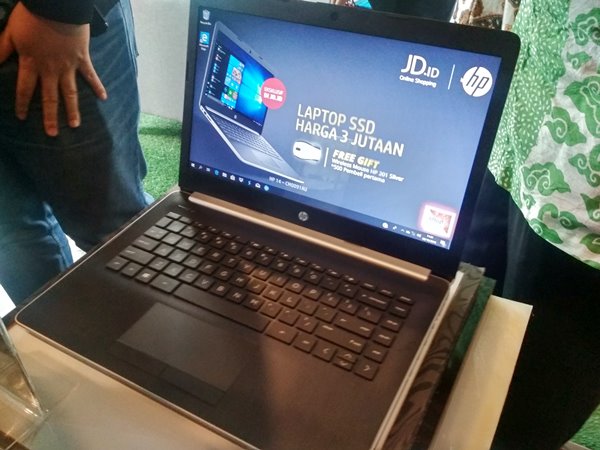HP Indonesia memamerkan Laptop HP Joy 2 dalam acara peluncuran pada Selasa (2/10/2018). - Bisnis/Syaiful Millah