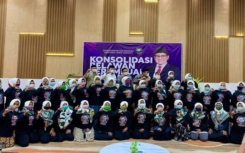 Perempuan Gus AMI mendeklarasikan dukungan kepada Abdul Muhaimin Iskandar atau Cak Imin maju dalam pencalonan presiden 2024 di Kabupaten Pekalonga - Istimewa