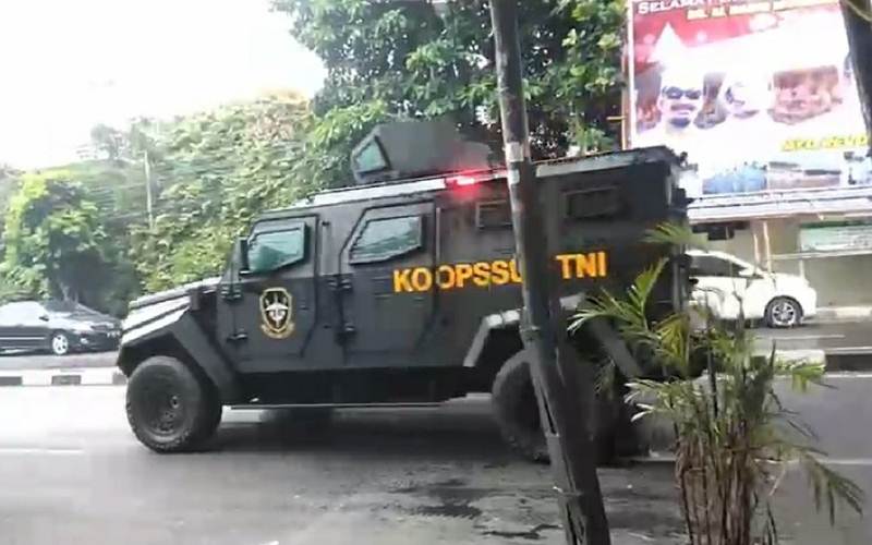Gelar Latihan, Satgultor TNI Tumpas Teroris di Gedung DPR RI
