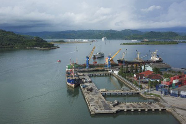 Pelabuhan Lembar di Lombok Barat, Nusa Tenggara Barat. - Antara/Ahmad Suhaidi